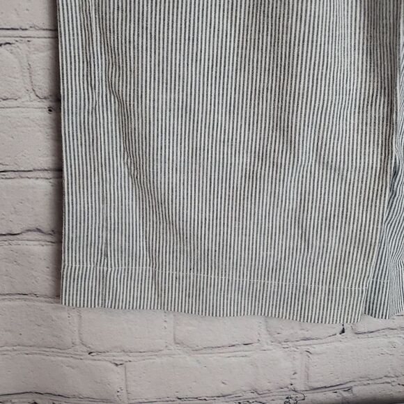 Forever 21 Stripped Pants - Picture 4 of 8